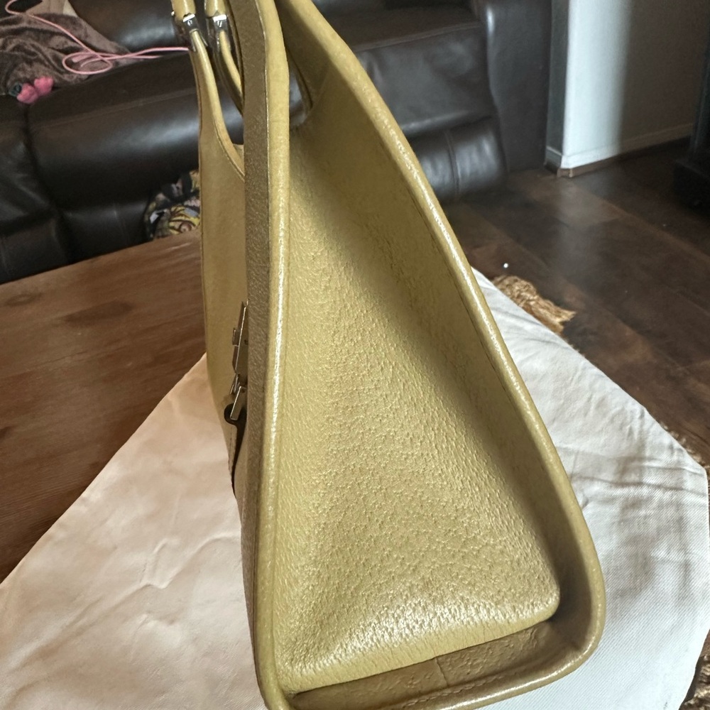 Gucci handbag 100% authentic - Picture 6 of 7